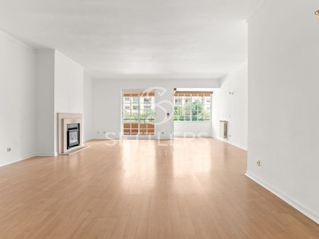 Apartamento T3 em Lisboa - Photo 3