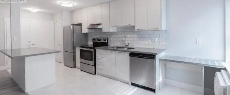 508 - 579 CLARE AVENUE | 508 - 579 CLARE AVENUE, Welland - Photo 1