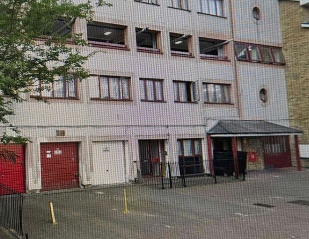 Mallory Street - Photo 1