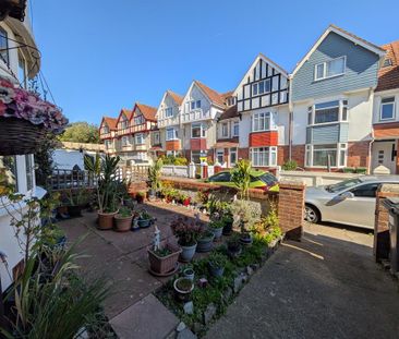 2 bedroom ground floor flat to rent - Photo 4