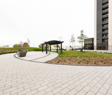 For Lease - 9085 Jane Street Unit# 520, Vaughan, Ontario - Photo 6