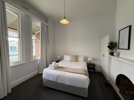 Charming Furnished Two-Bedroom Cottage, Love Living Here - Photo 1