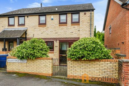 3 bedroom terraced house to rent - Photo 3