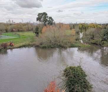 Gresham Park Road, Woking - 4 bedrooms Property for lettings - Seym... - Photo 3