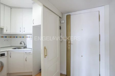 Apartamento de alquiler en Calle de Luchana, Trafalgar - Photo 2