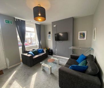 1 bedroom in a house share to rent - Photo 6