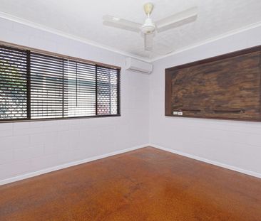 Two Bedroom Duplex in Kirwan Walking Distance to Everything - Photo 6