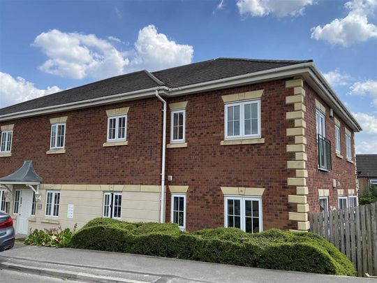 2 bedroom flat to rent - Photo 1