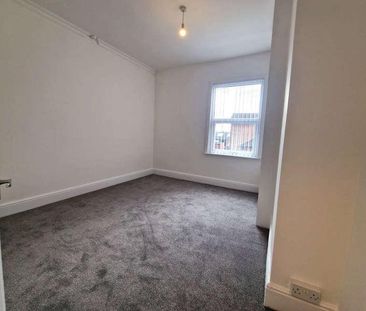 Coventry, CV2 - Photo 6