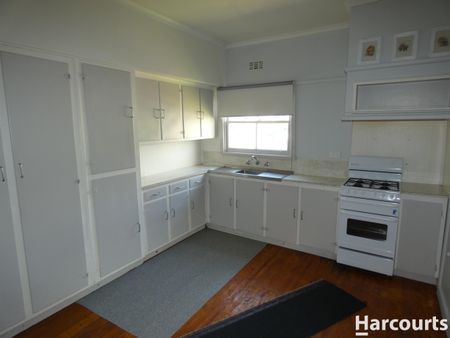 3 Bedroom Home - Photo 5