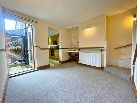 2 bedroom semi-detached house to rent - Photo 1
