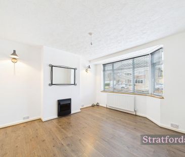 3 bedroom semi-detached house to rent - Photo 2