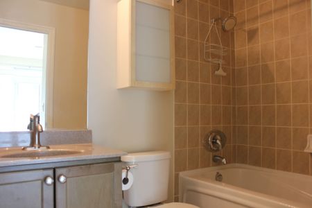 For Lease - 2121 Lake Shore Boulevard Unit# 2108, Toronto, Ontario - Photo 3