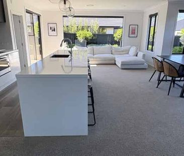 Beautiful in Mosgiel - Photo 5