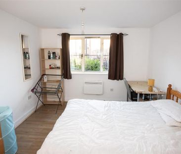 3 bedroom house to rent - Photo 3