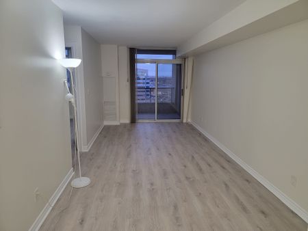For Lease - 3888 Duke of York Boulevard Unit# 1623, Mississauga, Ontario - Photo 2