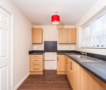 3 bedroom terraced house to rent - Photo 1