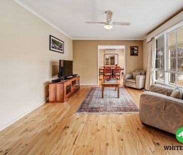 6 McInnes Street, Queanbeyan - Photo 1