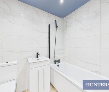 2 bedroom Flat To Let - Photo 5