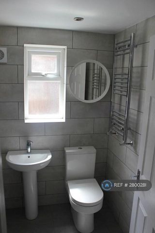 7 bedroom terraced house to rent - Photo 5