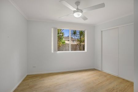 Spacious Unit Only a Stones Throw to the River - Photo 2