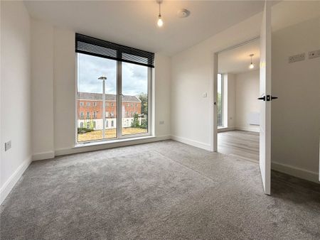 Commercial Road, Poole, Dorset, BH14 - Photo 3