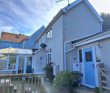 3 bedroom semi-detached house to rent - Photo 5