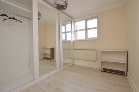 2 Bedroom Apartment - Photo 3