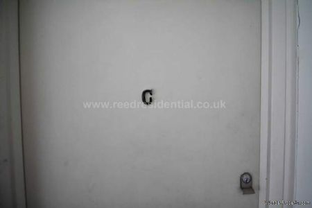 4 bedroom property to rent in Nottingham - Photo 2