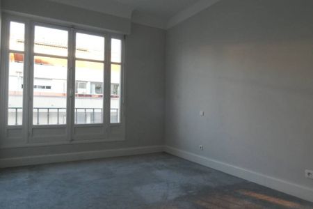 Location Appartement 3 pièces 85m² BAYONNE 64100 - Photo 5