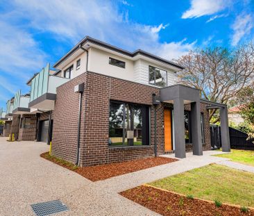 Near New Boutique Townhouse - Photo 3