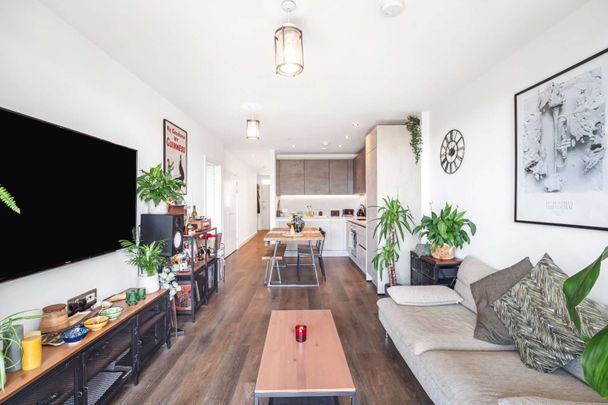 Olympic Park Avenue, London, E20 1NZ - Photo 1