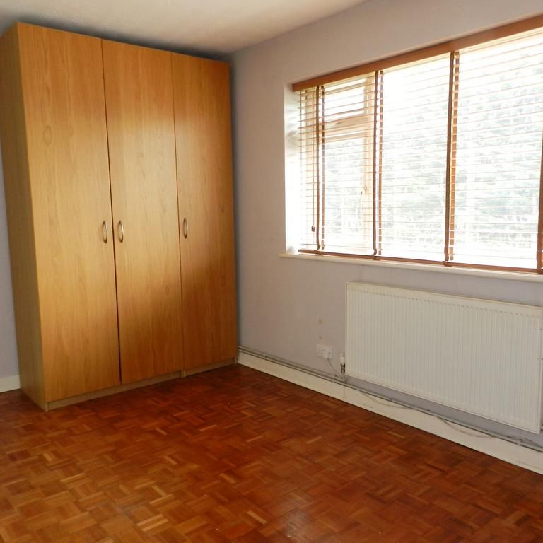 2 bedroom maisonette to rent - Photo 1