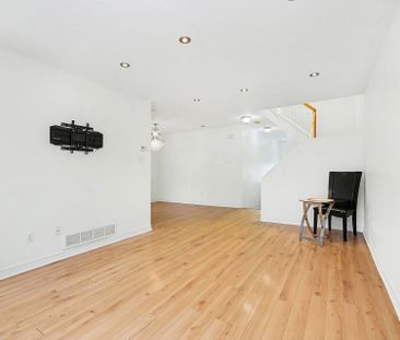 For Lease - 13 Villandry Street, Barrhaven, Ontario - Photo 5