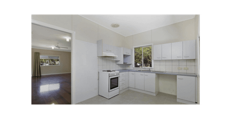 Cottage on Half an Acre - Photo 4