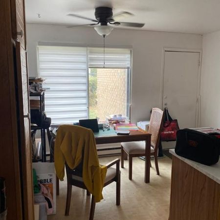 Beau grand 4 1/2 près de tous les services - Photo 4