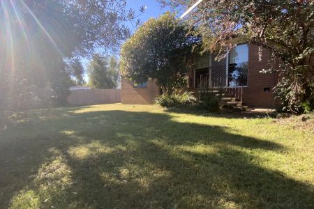 Well-appointed family home - Photo 4