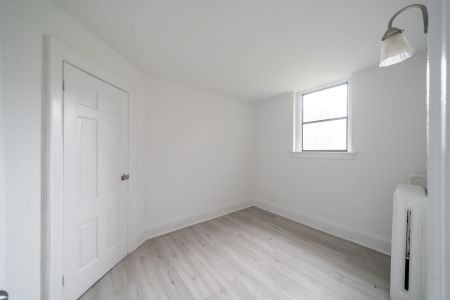 For Lease - 10 Kingston Road Unit# 82, Toronto, Ontario - Photo 3