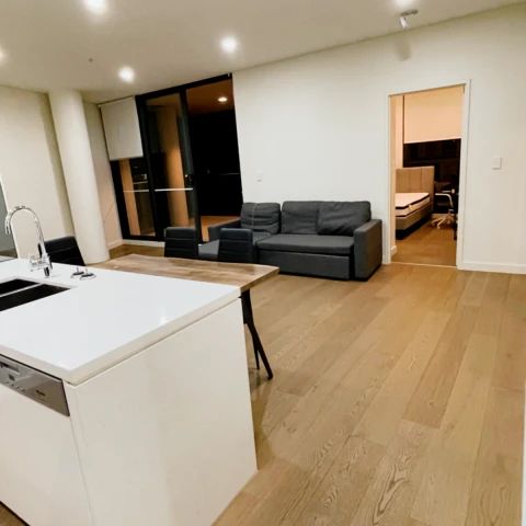 8 Kingsborough Wy, Sydney - Photo 1