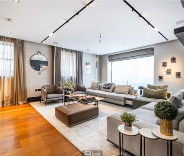 4 bedroom mews to rent - Photo 2