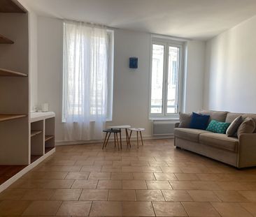 AVIGNON-INTRA-MUROS- APPARTEMENT MEUBLÉ, - Photo 1