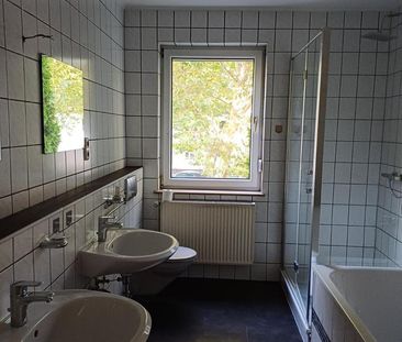 raus aus teuer – rein ins bezahlbare Heim in Bitterfeld - Foto 1