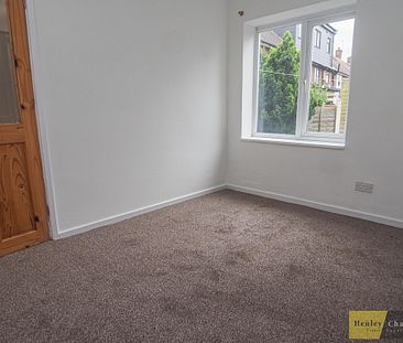 3 Bedroom For Rent - Photo 1