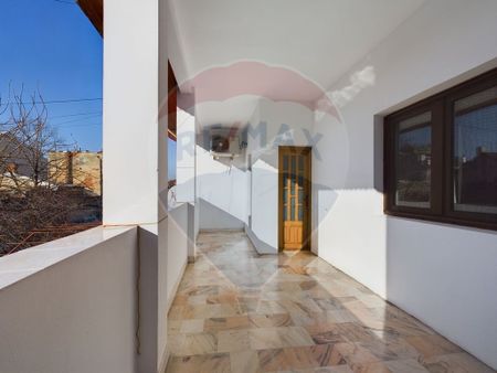 Vilă renovată – nemobilata Berceni/ Metrou Eroii Revo... - Fotografie 3