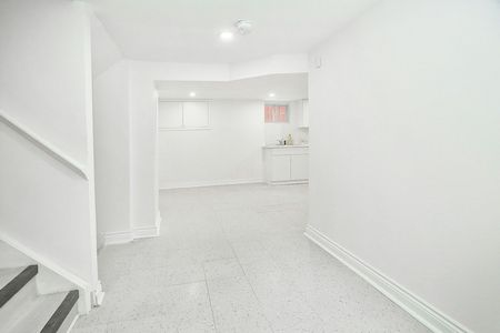 For Lease - 115 Apache Trail Unit# Lower, Toronto, Ontario - Photo 3