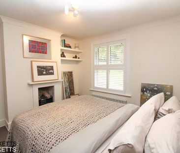 2 bedroom semi-detached house to rent - Photo 5