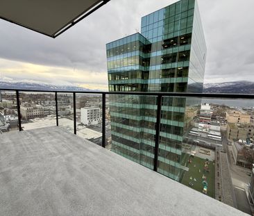 LAKEVIEW: 2 Bdrm at Bertram - Photo 1