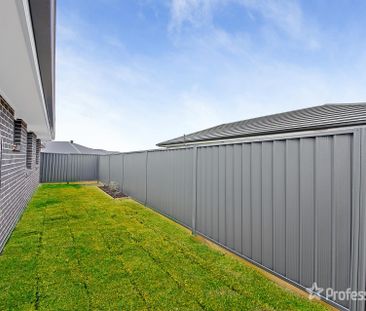 19 Taylor Street, Oran Park NSW 2570 - Photo 4