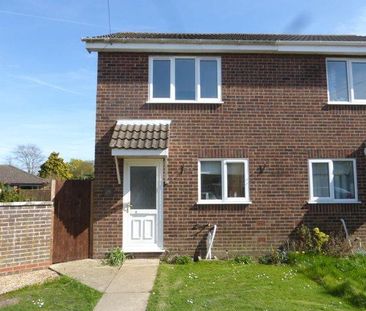 2 bedroom semi-detached house to rent - Photo 4