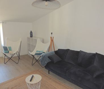 Location Appartement 2 pièces 48m² BOURG DE PEAGE 26300 - Photo 1